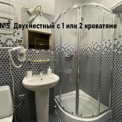 Двухместный номер с одной двуспальной кроватью или двумя односпальными кроватями. №5