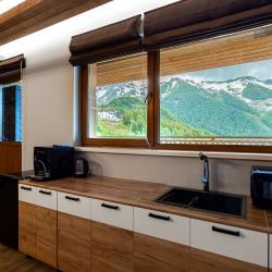 Фото BoogelWoogel Bar&Hotel Rosa Khutor (БугельВугель Бар&Отель Роза Хутор)