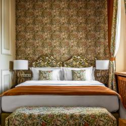 2-комнатный номер полулюкс с 1 двуспальной кроватью