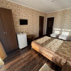3-местная комната комфорт с 1 односпальной и 1 двуспальной кроватью