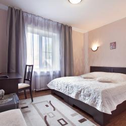 Номер стандарт с 2 односпальными кроватями (с завтраком)