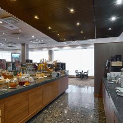 Cosmos Ekaterinburg Hotel (Космос Екатеринбург) (бывш. Park Inn by Radisson Ekaterinburg) — 8d75a8dd82ff9a6ba854aad5a5f9a90a