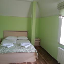 Номер стандарт с 1 двуспальной кроватью