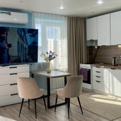 Фото Апартаменты на улице Колесова 11