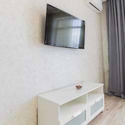 Фото Отель LetoApart (ЛетоАпарт) на улице Суворовская 71-199