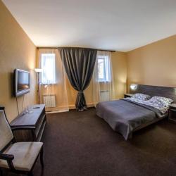 Номер стандарт с 1 двуспальной кроватью