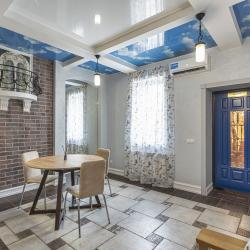 Фото Отель Коттедж на Милоградовской