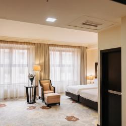 Фото Отель Paris Hotel Yerevan (Париж )