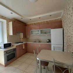 Фото Апартаменты на улице Орджоникидзе, 89