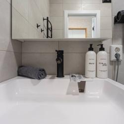 Апартаменты студия г. Владивосток, ул. Стрелковая, дом 18 корпус 1