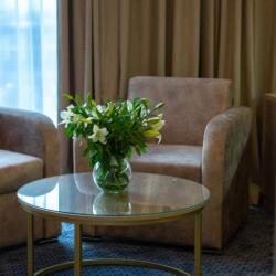 Фото Отель Ramada by Wyndham Shymkent (Рамада Виндхэм )