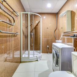 Комната семейная с 1 двуспальной кроватью