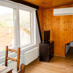 Фото Отель Альпийский двор