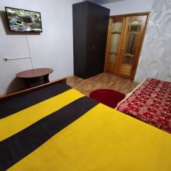 Фото Отель Домашний очаг на улице Артема 98