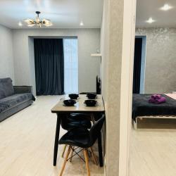 Фото Апартаменты на улице Ушакова 6Б