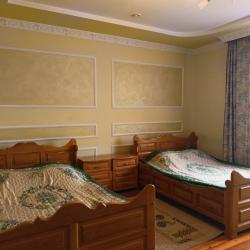 Номер стандарт с 2 двуспальными кроватями
