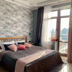 Фото Апартаменты на улице Меридианная 1