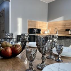 1-комнатные апартаменты улучшенные ул Сергея Джамбровского 4