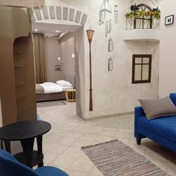 Фото Апартаменты Домик на Соборной площади 11