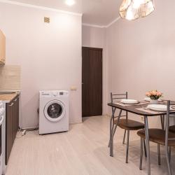 Фото Апартаменты на улице Казбекская 14