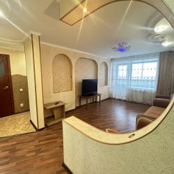 Фото Апартаменты в микрорайоне 1-й 42А