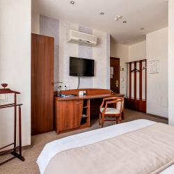 Номер стандарт с 1 двуспальной кроватью