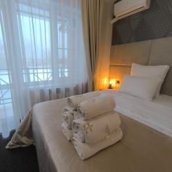 Номер люкс с 1 двуспальной кроватью