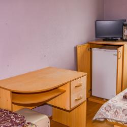 4-местный номер эконом Guest House (Корпус 2) (общие удобства)