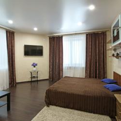 Фото Апартаменты на улице Короленко 10