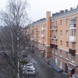 Фото Отель 9 Ночей в центре на улице Анохина