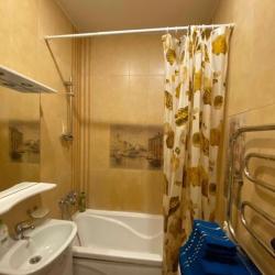 Фото Апартаменты на улице Харитонова 3