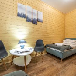 Апартаменты с ремонтом   видом на лес 208 (55м2)