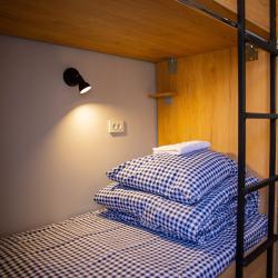 Фото People Hostel (Пипл хостел)