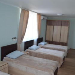 Номер стандарт с 5 односпальными кроватями