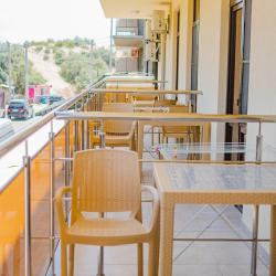 Номер стандарт + увеличенный с 1 двуспальной и 1 односпальной кроватью (Корпус Сильвер)