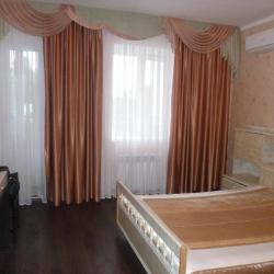 Комната стандарт с 1 двуспальной кроватью (с завтраком)