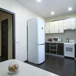 Фото Апартаменты на улице Короленко 10