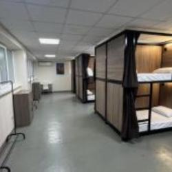 Кровать в 14-местном общем мужском номере