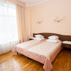 Комната улучшенная с 1 двуспальной кроватью (Корпус 3)