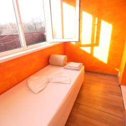 Номер стандарт семейный с 2 односпальными и 1 двуспальной кроватью