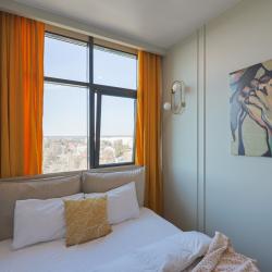 Фулл Хаус на улице Овражная — 909786803f9e904a970a719d8608c962