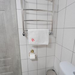 Номер люкс комфорт с 1 двуспальной кроватью