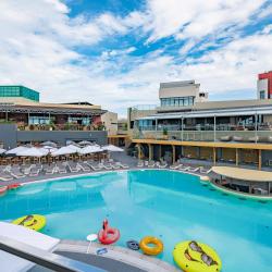 Фото Оплот Апартаменты Сорренто Парк