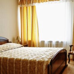 Номер стандарт с 1 двуспальной кроватью