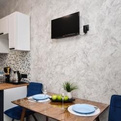 Апартаменты улучшенные г. Красноярск, ул. Октябрьская, дом 16,кв. 122