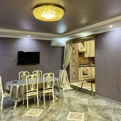 Фото Апартаменты на улице Цоколаева, 32к3