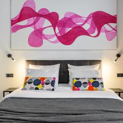 Фото Отель Sergeew Apartments (Сергеев Апартментс)
