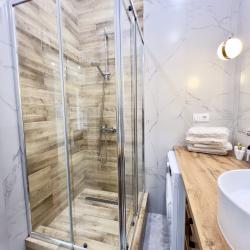 4-местные 1-комнатные апартаменты люкс Тюмень, улица Сакко, д. 24 с 1 двуспальной кроватью