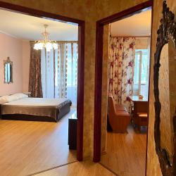 Фото Отель Уют Home (Хоум) на улице Коминтерна