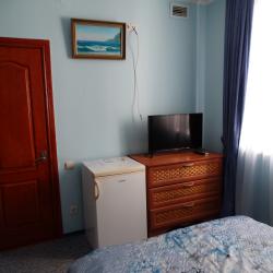 Номер стандарт эконом с 1 двуспальной кроватью